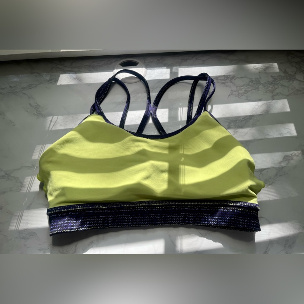 Women’s Gaiam Shine Yoga Medium Impact Sports Bra Size Small - Picture 4 of 5